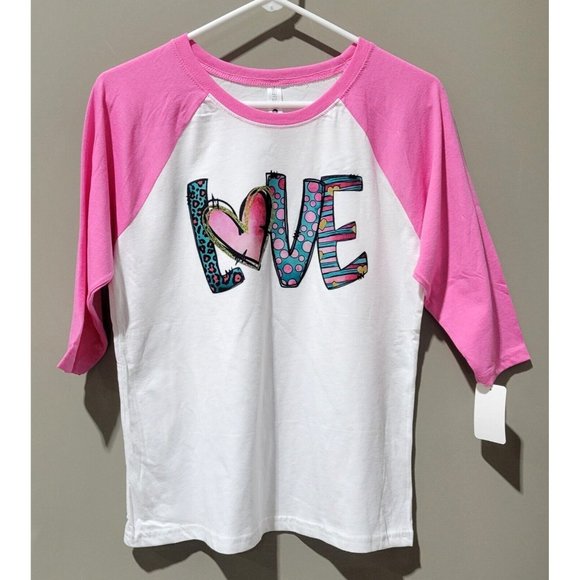 LOVE Multi Design Script XL 14/16 Pink 3/4 Raglan Sleeve Valentine's Day Tee - Picture 1 of 6